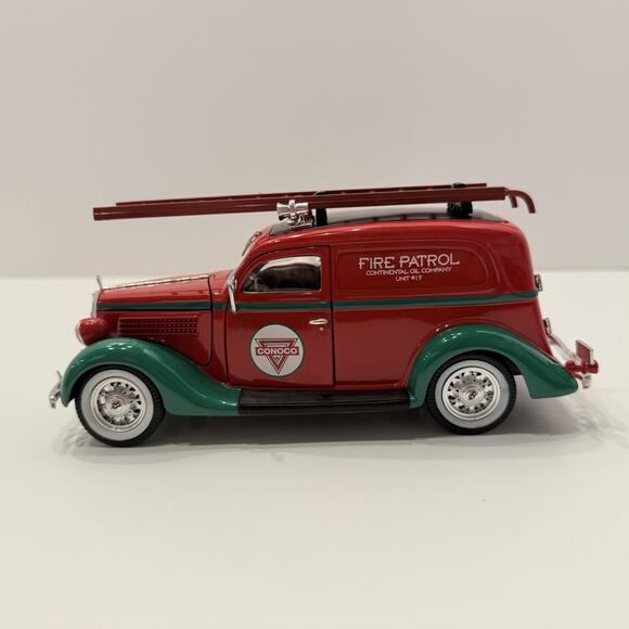 Conoco 1935 Ford Fire Patrol Diecast Car Crown Premiums - Picture 12 of 14